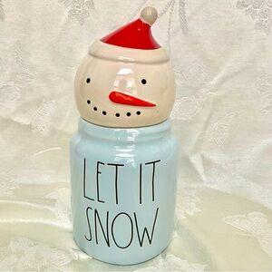 Rae Dunn “LET IT SNOW” canister. Excellent condition